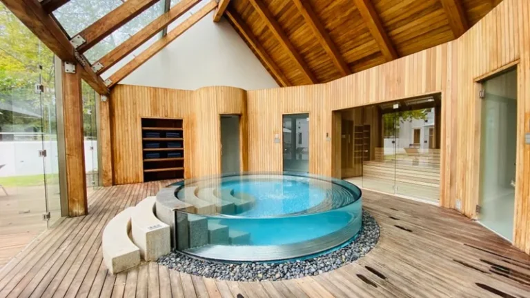 The 12 Best Luxury Hotels in the World, Ranked by Real Luxury Travelers
