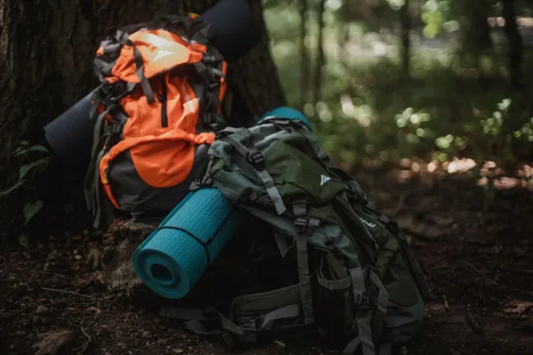 Best Weekender Bags for Travel: 7 Picks That Pack Smart and Last for Years