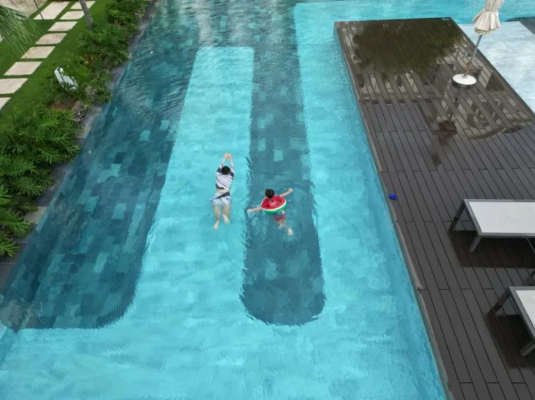 Vrbo vs Airbnb: Which Vacation Rental Platform Should You Book in 2025?